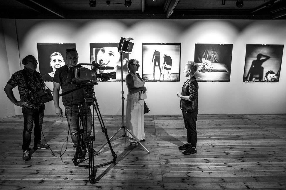 portret studio portretowe katowice fotografia portretowa kobieca studio fotograficzne wystąpienia publiczne autoprezentacja telewizja tv wywiad